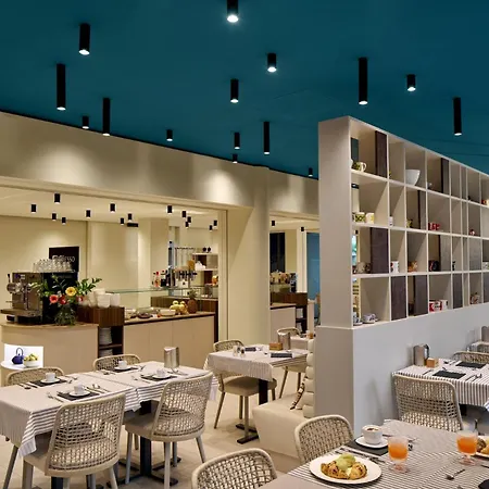 Wanderlust - & - & - Bardolino, Di Garda - Verona Hotel 4*