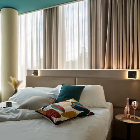 Hotel Wanderlust - & - & - Bardolino, Di Garda - Verona Bardolino